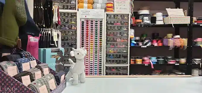 Cabecera Lencería - Mercería El Baúl.